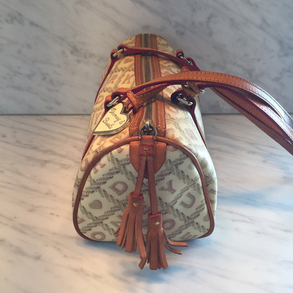 {Dooney & Bourke} Signature Barrel Bag w/Charm - Picture 3 of 7